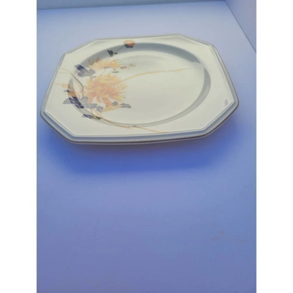 Vintage Mikasa Majestic Orange Chrysanthemum‎ Flowers 2 Square Salad Plate